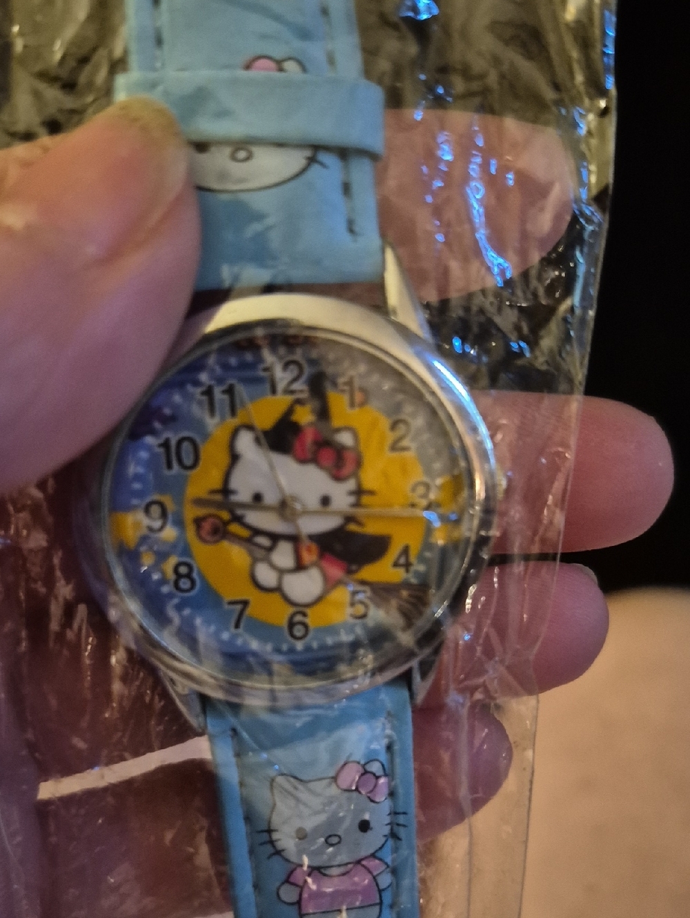 Hello Kitty Watch - Picture 3 of 3